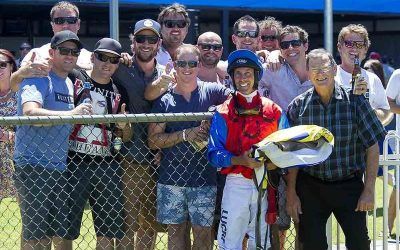 Vampi Lass Finds The Line