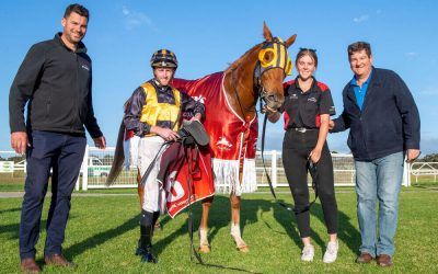 Celebrity Witness takes out Ladies Day Cup