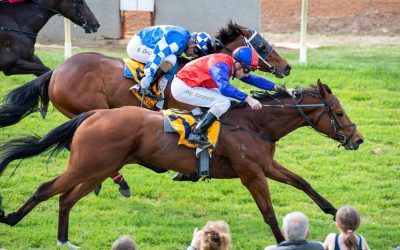 Bold Street wins on debut