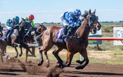 Gold Spy Gets The Hat Trick!