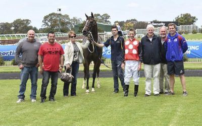 ANDRASSY TOO GOOD AT SANDOWN