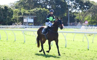 SALTOREE brings up first winner for new season