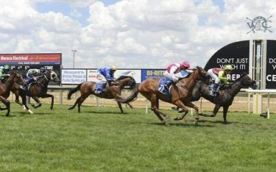 FLYING KYLE WINS WANGARATTA R62 1600m